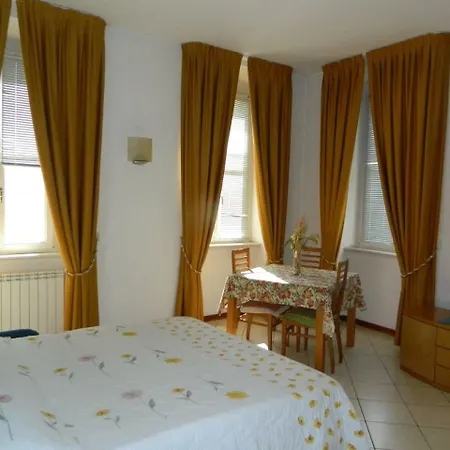 Casa Fiorini Aparthotel 2*