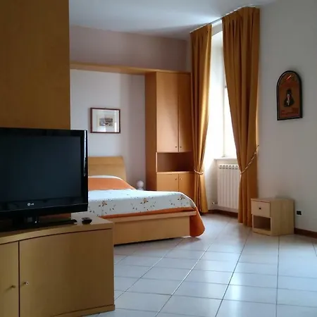 Casa Fiorini Aparthotel 2*